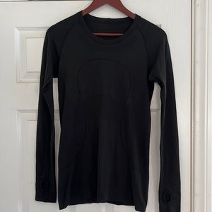 Lululemon long sleeve shirt